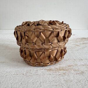 Vintage Tight Woven Basket with Lid